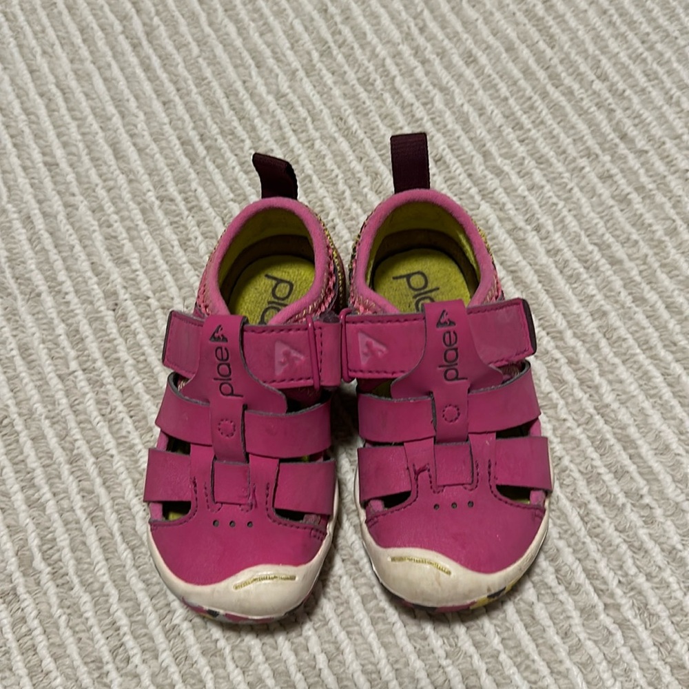 Girls Plae sandal